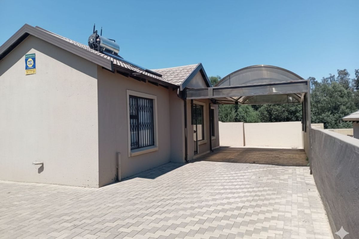 House For Sale in Wilfordon - Photo 2