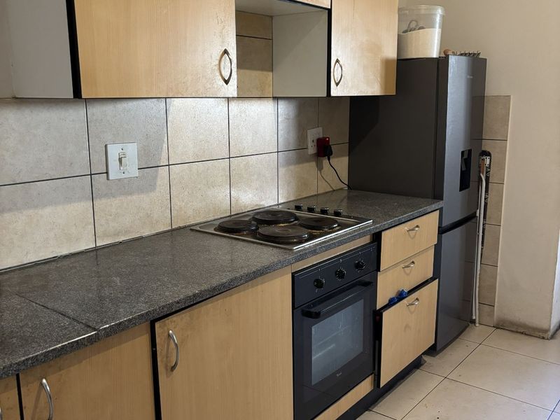 Apartment For Sale in Braamfontein Werf - Photo 2