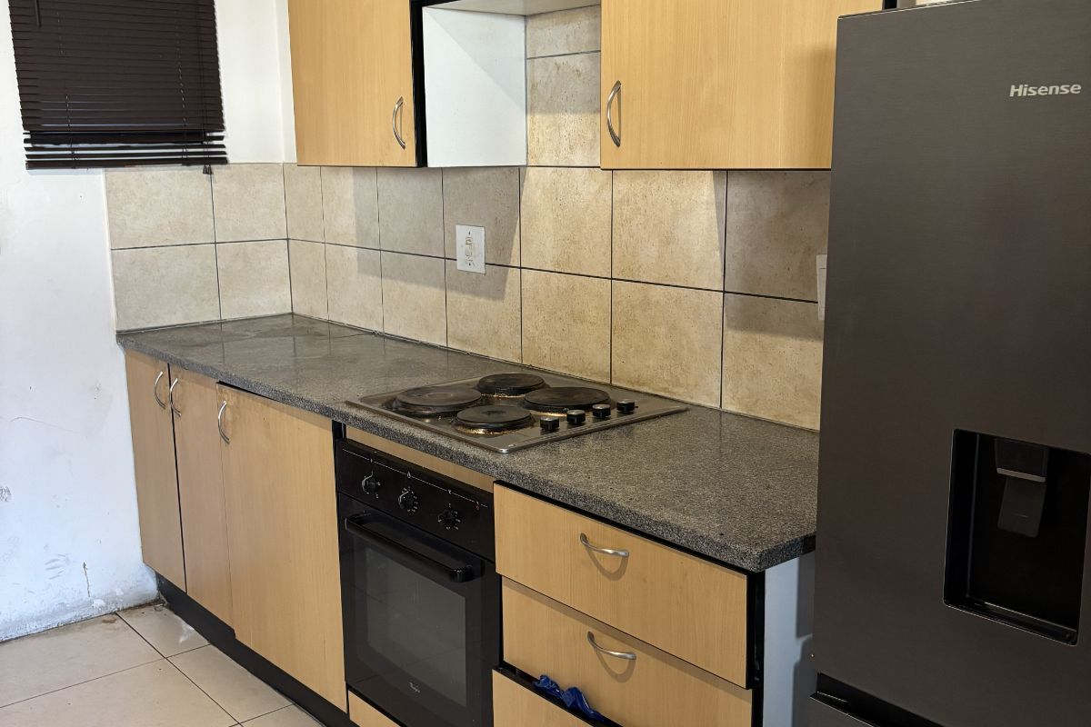 Apartment For Sale in Braamfontein Werf - Photo 3