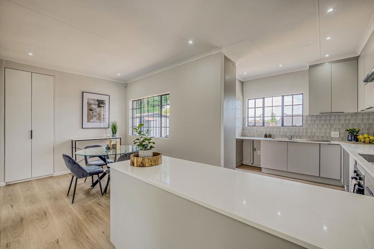 House For Sale in Bergbron - Photo 2