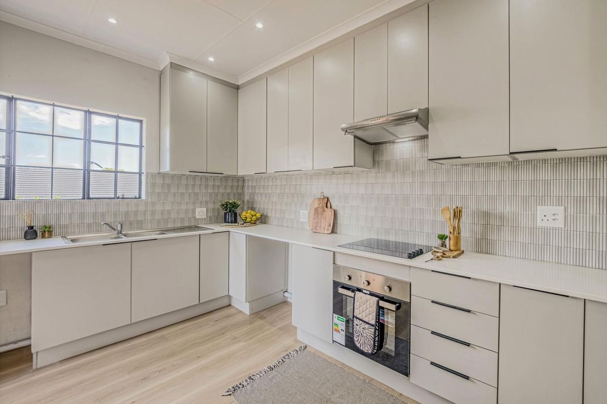 House For Sale in Bergbron - Photo 5