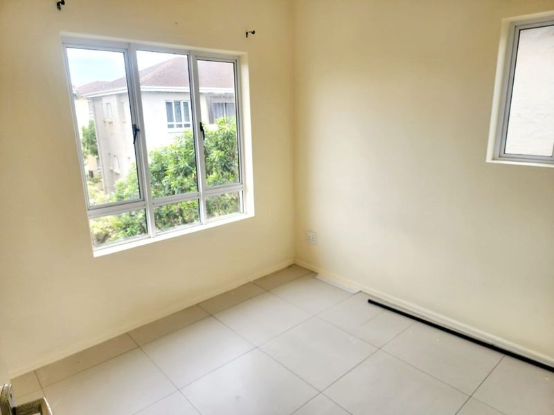 Apartment For Sale in Sheffield Beach - Photo 7