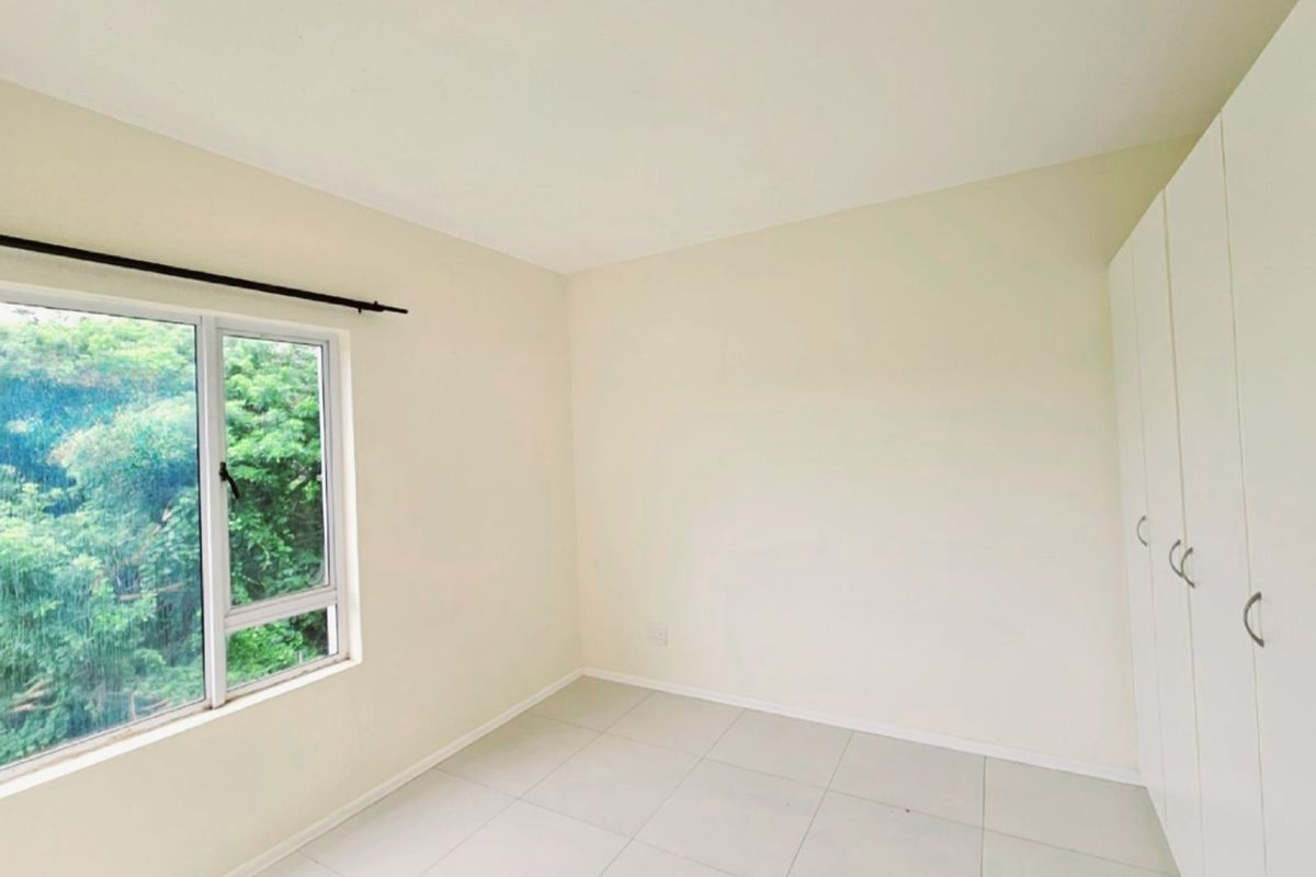 Apartment For Sale in Sheffield Beach - Photo 4