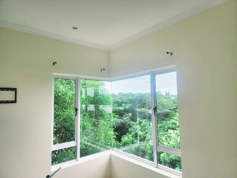 Apartment For Sale in Sheffield Beach - Photo 5