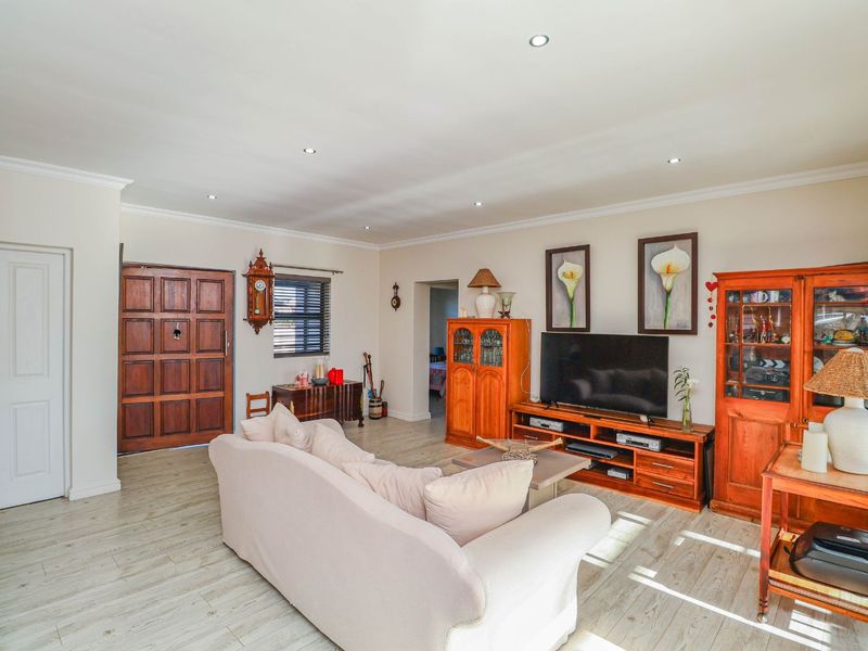 House For Sale in Blue Mountain Village - Photo 4