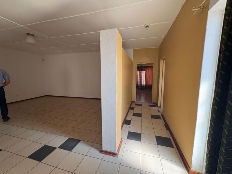 House For Sale in Diamant Park - Photo 10