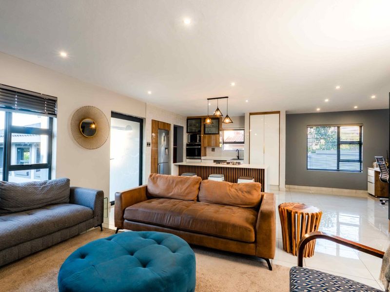 House For Sale in Olympus AH - Photo 7