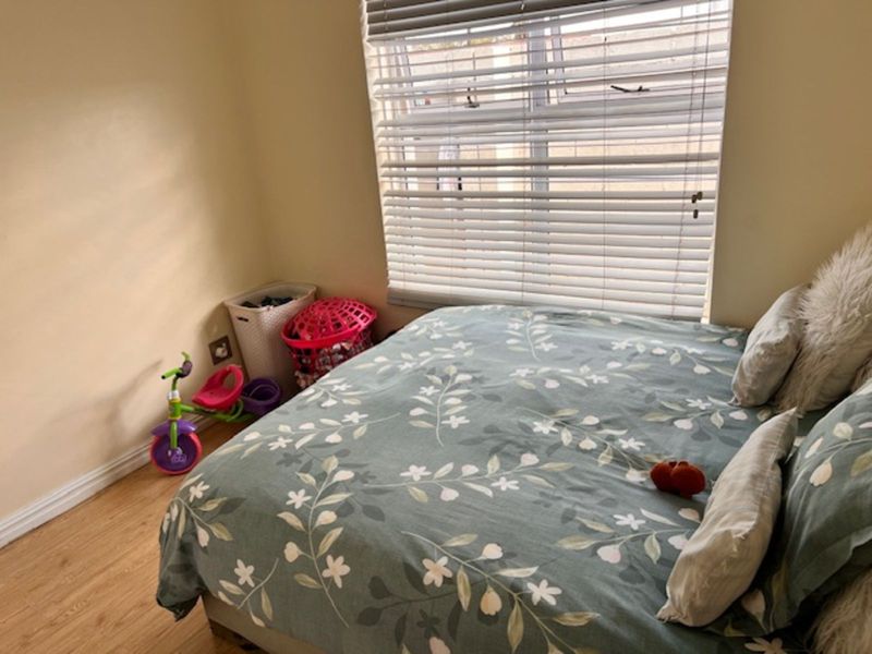 House For Sale in Croydon - Photo 9