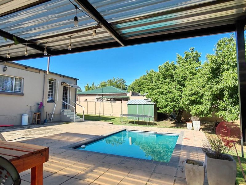 House For Sale in Northmead - Photo 3