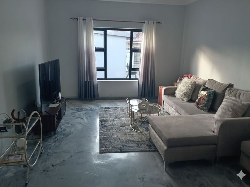 House For Sale in Greymont - Photo 6