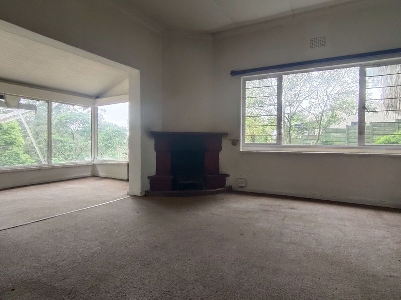 House For Sale in Hillcrest Park - Photo 6