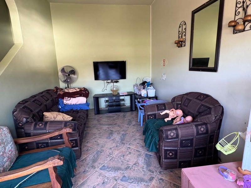 House For Sale in Riviera - Photo 10