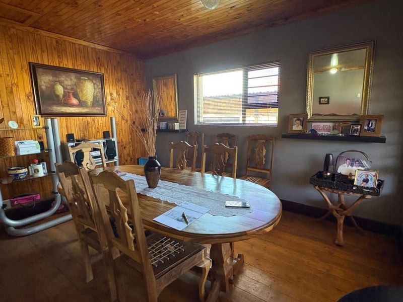 House For Sale in Riviera - Photo 4