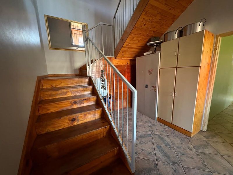 House For Sale in Riviera - Photo 5