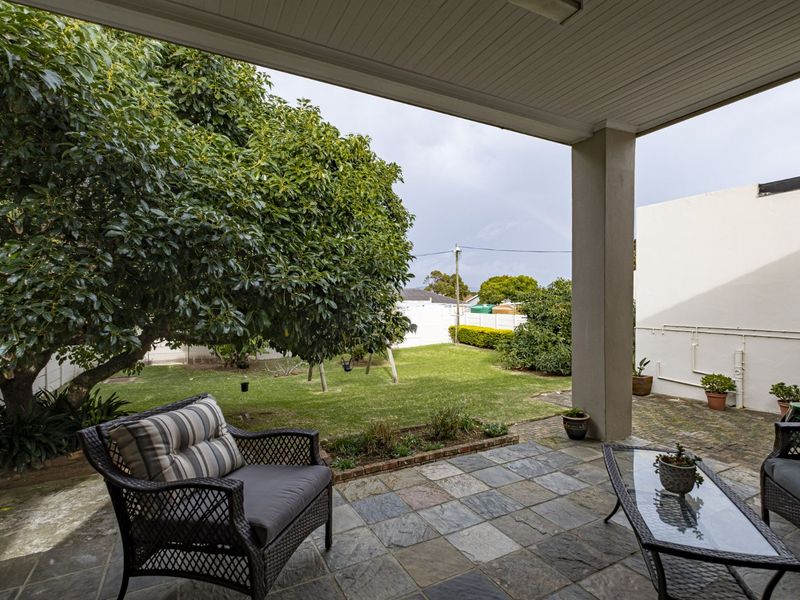 House For Sale in Newton Park - Photo 4