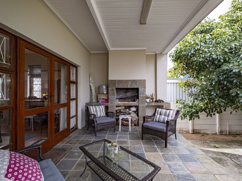 House For Sale in Newton Park - Photo 6