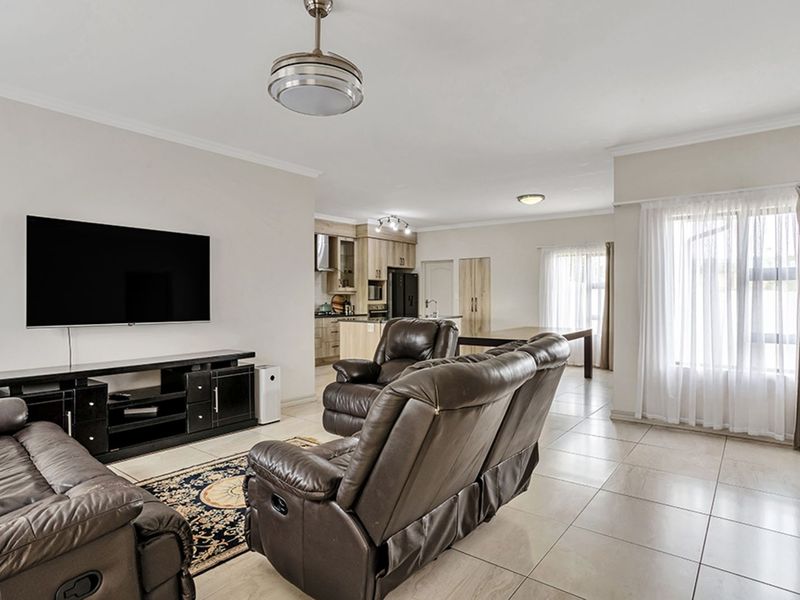 House For Sale in The Hills Game Reserve Estate - Photo 7