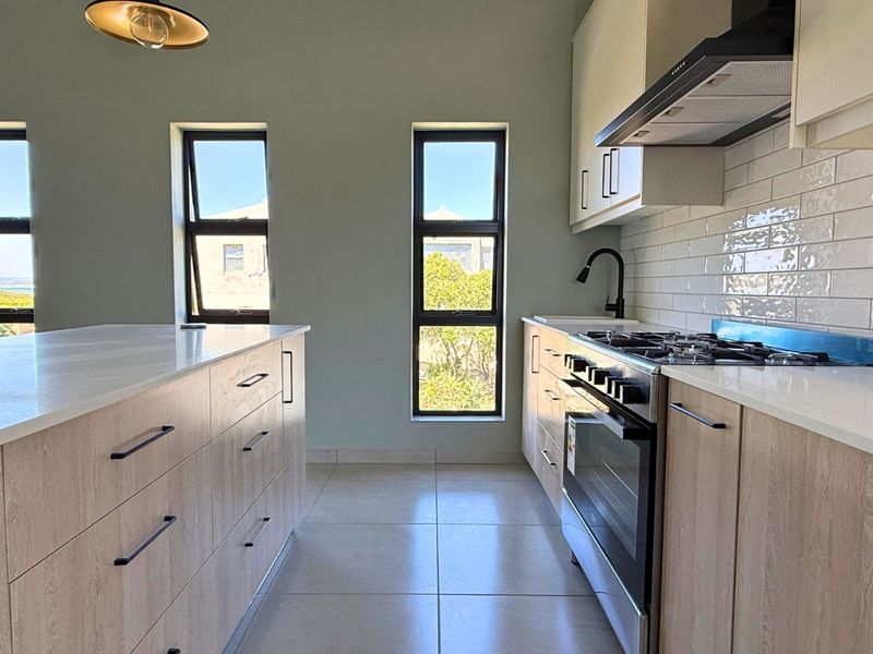 House For Sale in Klipfonteyn - Photo 7