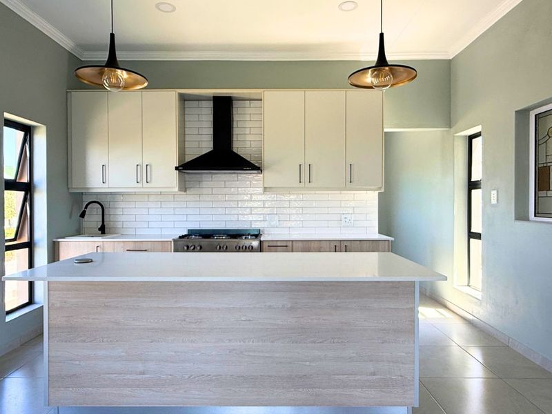 House For Sale in Klipfonteyn - Photo 6