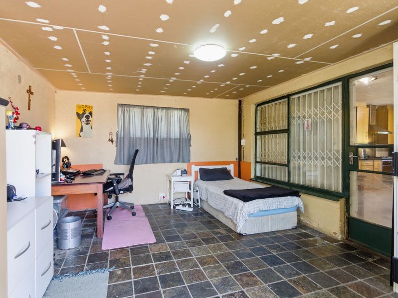 House For Sale in Wilgeheuwel - Photo 7