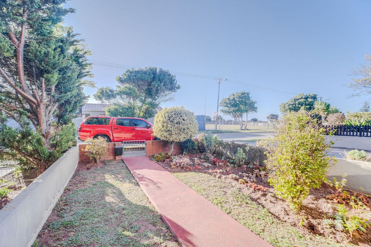 Apartment For Sale in Linton Grange - Photo 2