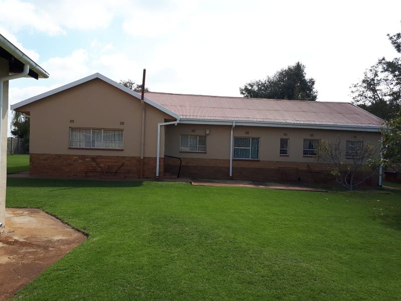 Farm For Sale in Rikasrus AH - Photo 2