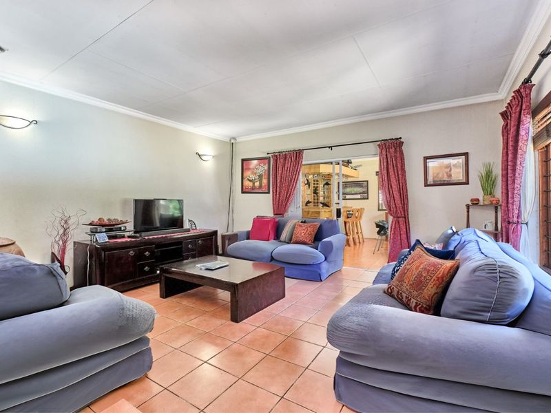 House For Sale in Sharonlea - Photo 10