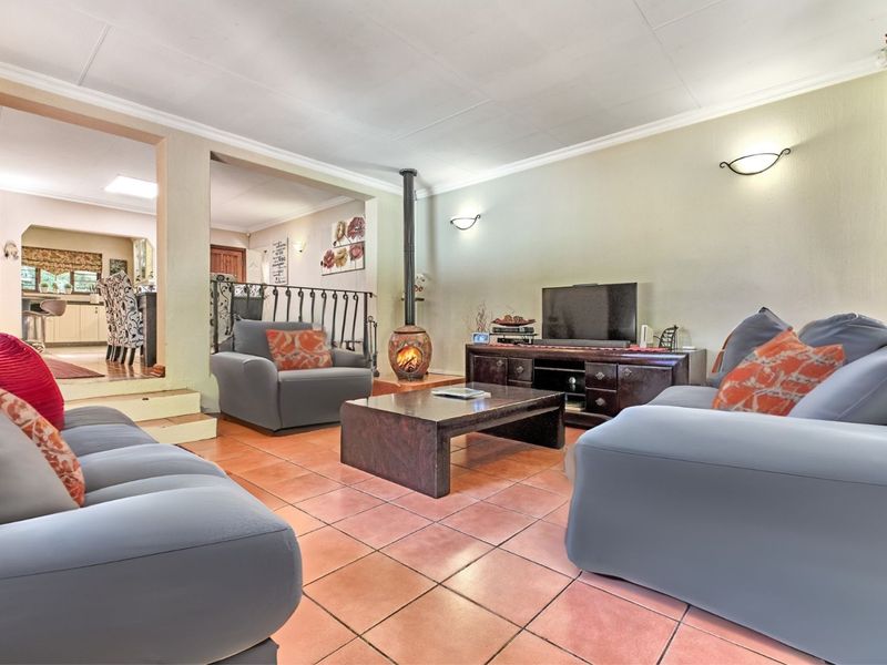 House For Sale in Sharonlea - Photo 9