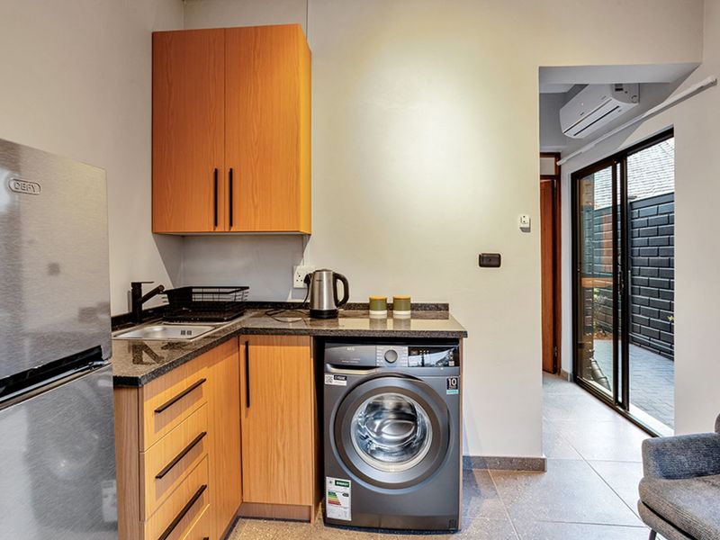 House For Sale in Waterkloof - Photo 10