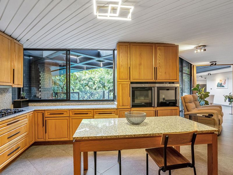 House For Sale in Waterkloof - Photo 8