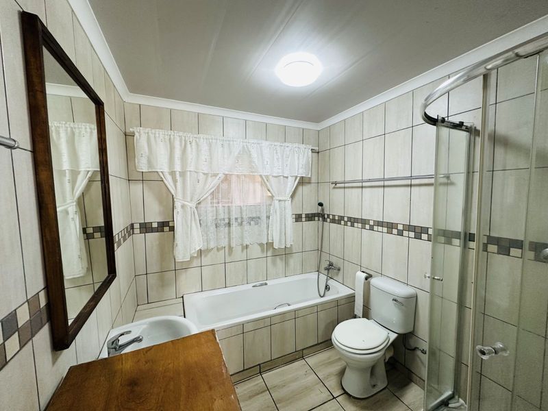 House For Sale in Cosmosrand - Photo 8