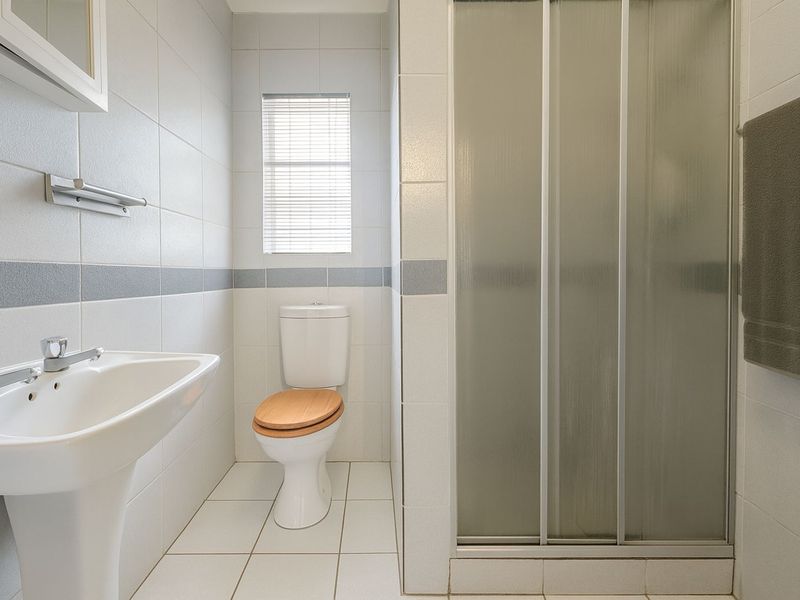 Townhouse For Sale in Moreleta Park - Photo 4