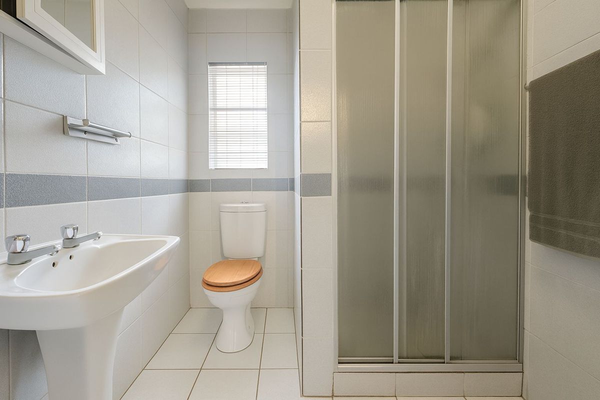 Townhouse For Sale in Moreleta Park - Photo 4