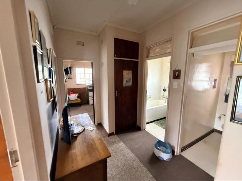 House For Sale in Evander - Photo 5