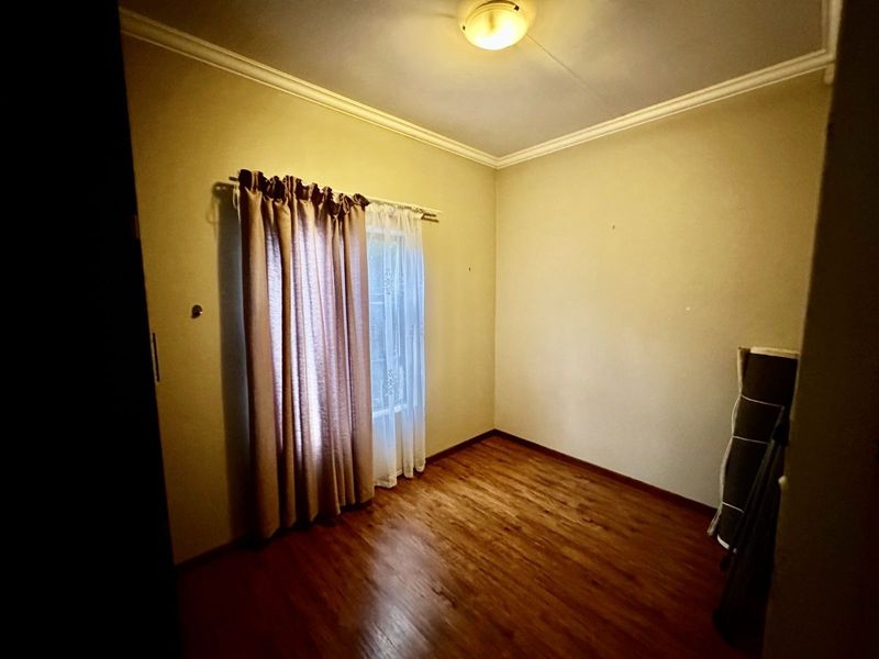 Townhouse For Sale in Terra Nova - Photo 8