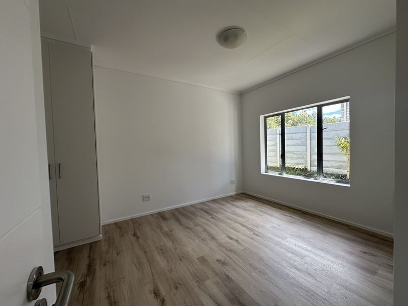 Townhouse For Sale in Mooikloof Country Estate - Photo 7