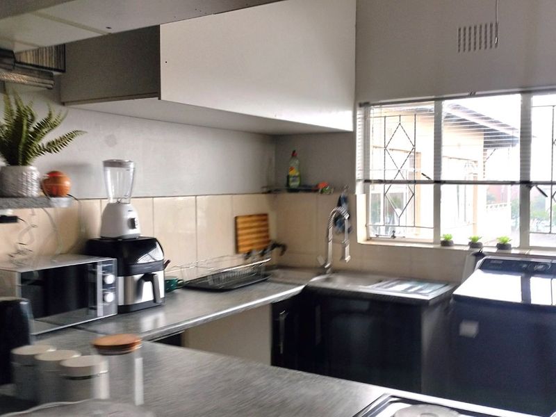 Apartment For Sale in Witpoortjie - Photo 3