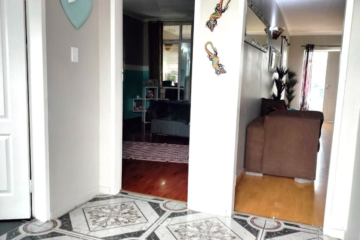 Apartment For Sale in Witpoortjie - Photo 5
