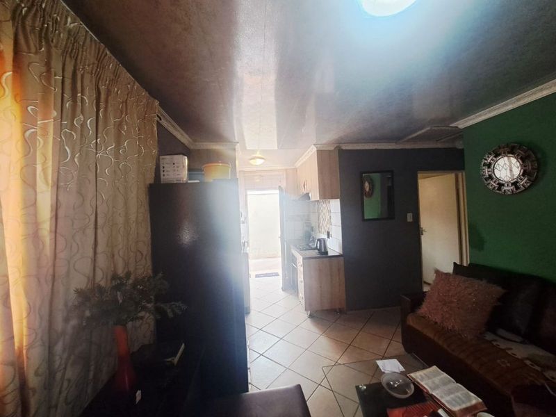 House For Sale in Mamelodi East - Photo 9