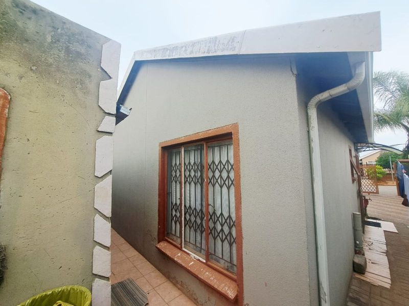 House For Sale in Mamelodi East - Photo 6
