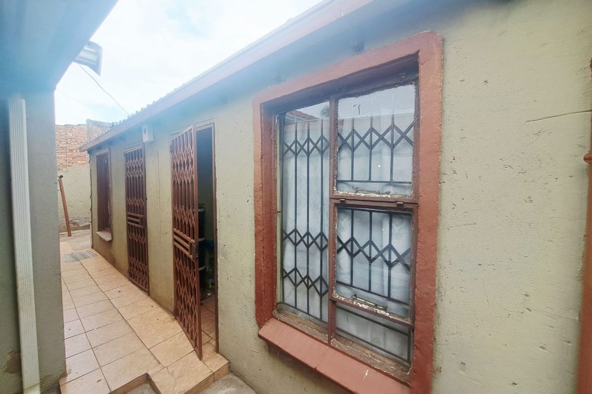 House For Sale in Mamelodi East - Photo 3