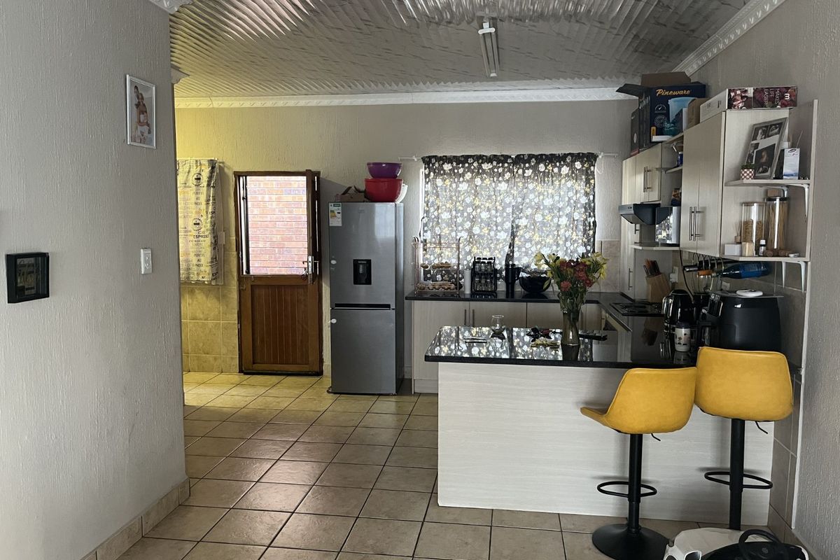 House For Sale in Burgersfort Central - Photo 2