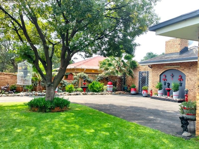 House For Sale in Carletonville Central - Photo 3