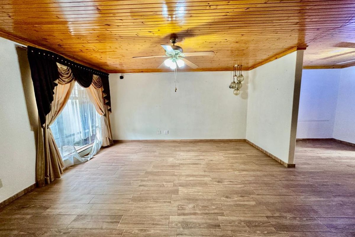 House For Sale in Secunda Central - Photo 4