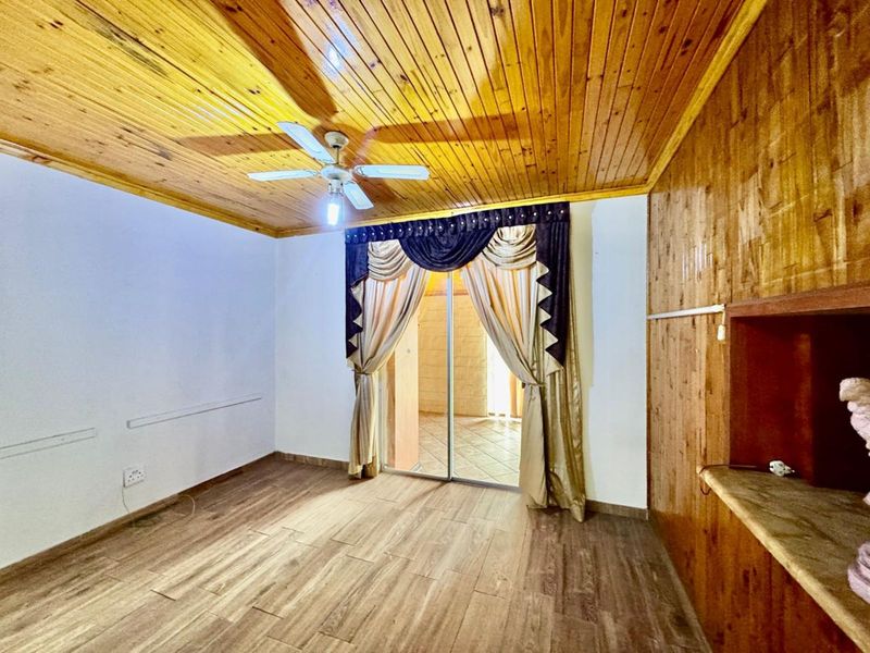 House For Sale in Secunda Central - Photo 6