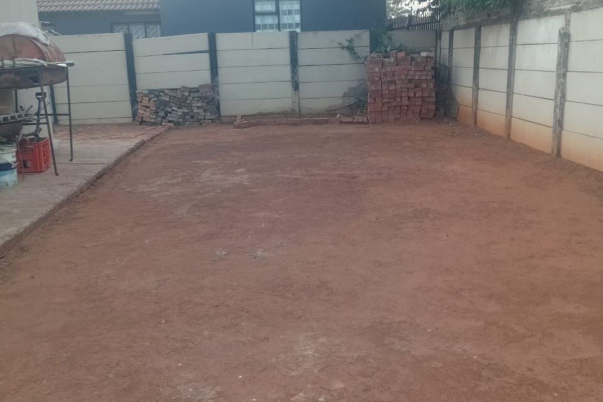 House For Sale in Lenasia Ext 13 - Photo 3