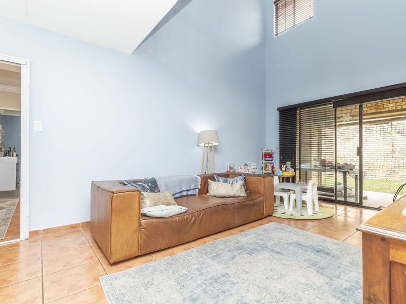 Townhouse For Sale in Randpark Ridge - Photo 10