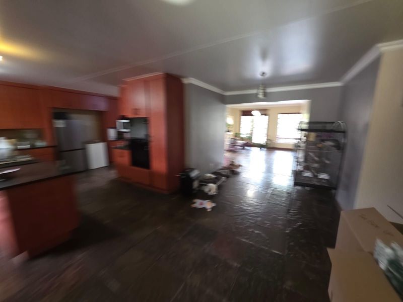 House For Sale in Secunda Central - Photo 9