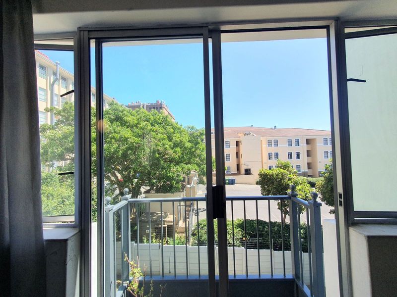 Apartment For Sale in Observatory - Photo 5