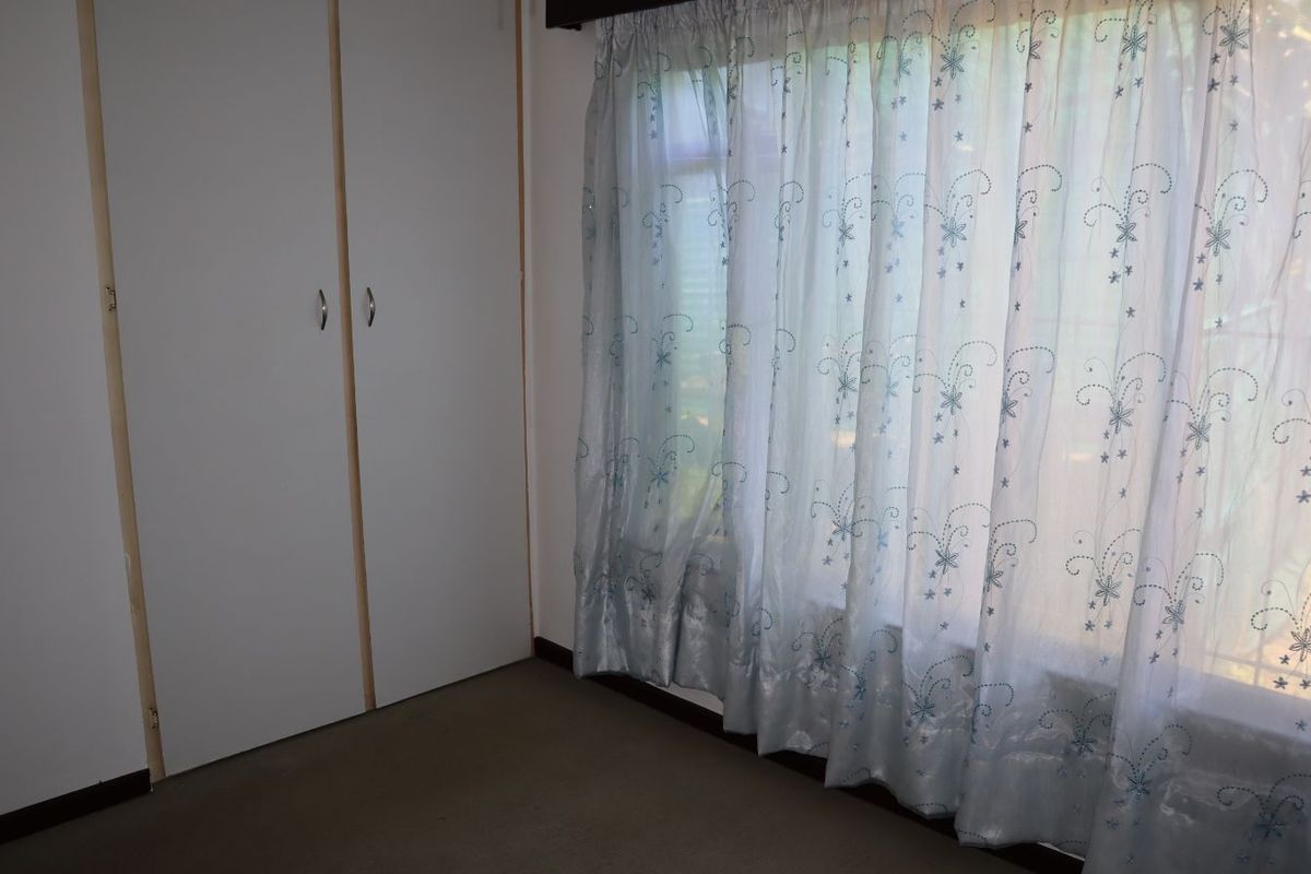 House For Sale in Hibberdene Central - Photo 5